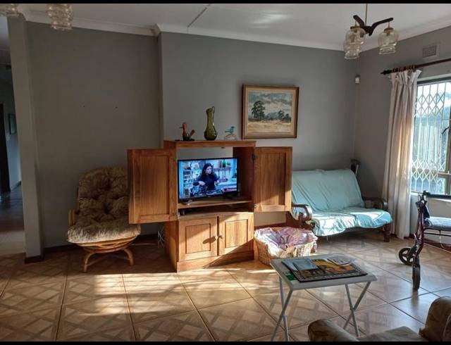 3 BEDROOM HOUSE FOR SALE IN WIDENHAM